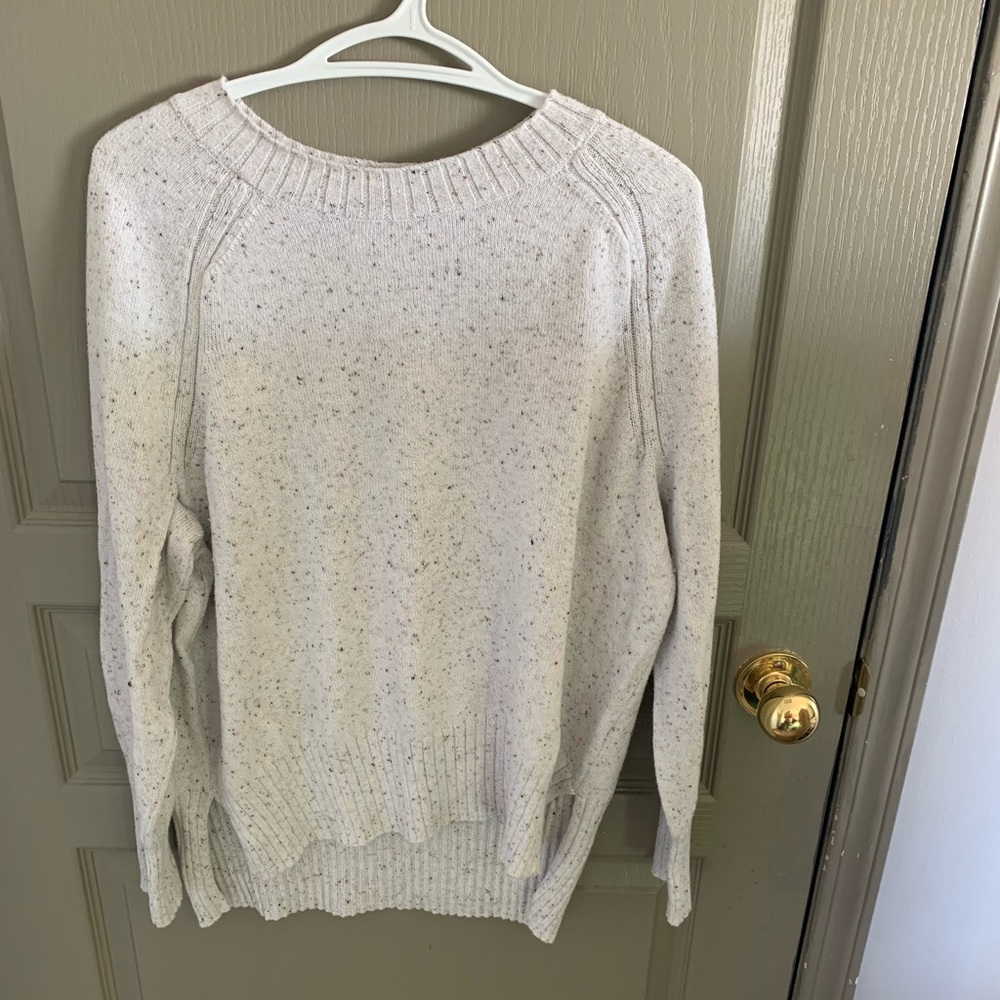 Old Navy lightweight sweater. Ladies L